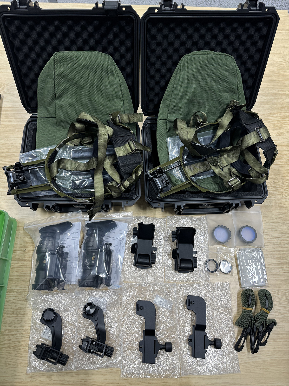 Продаётся прибор ночного видения AN PVS 14 Gen 3 Gen 2 с белым фосфором